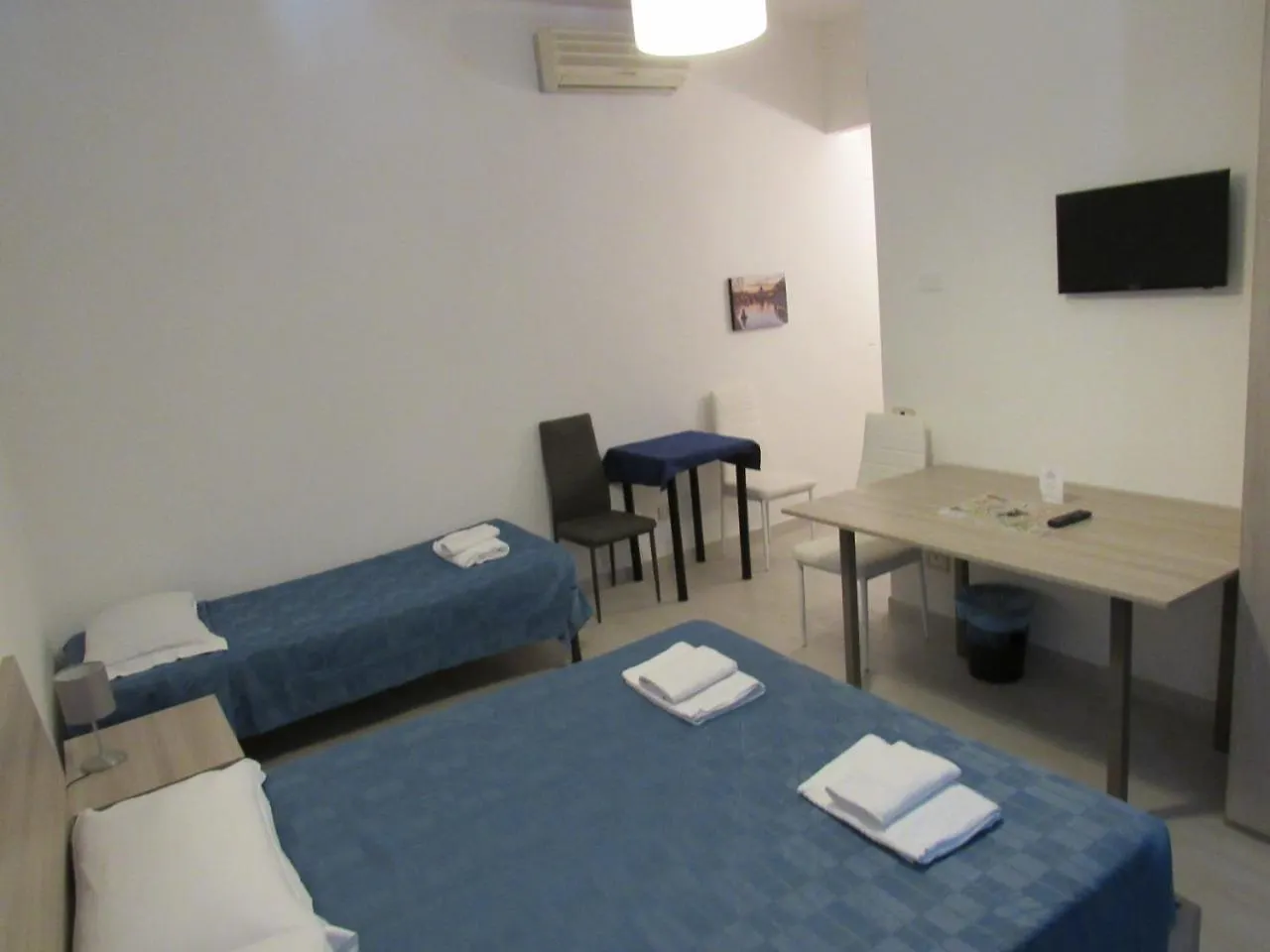 Gasthuis Pianeta Roma 39 Hotel