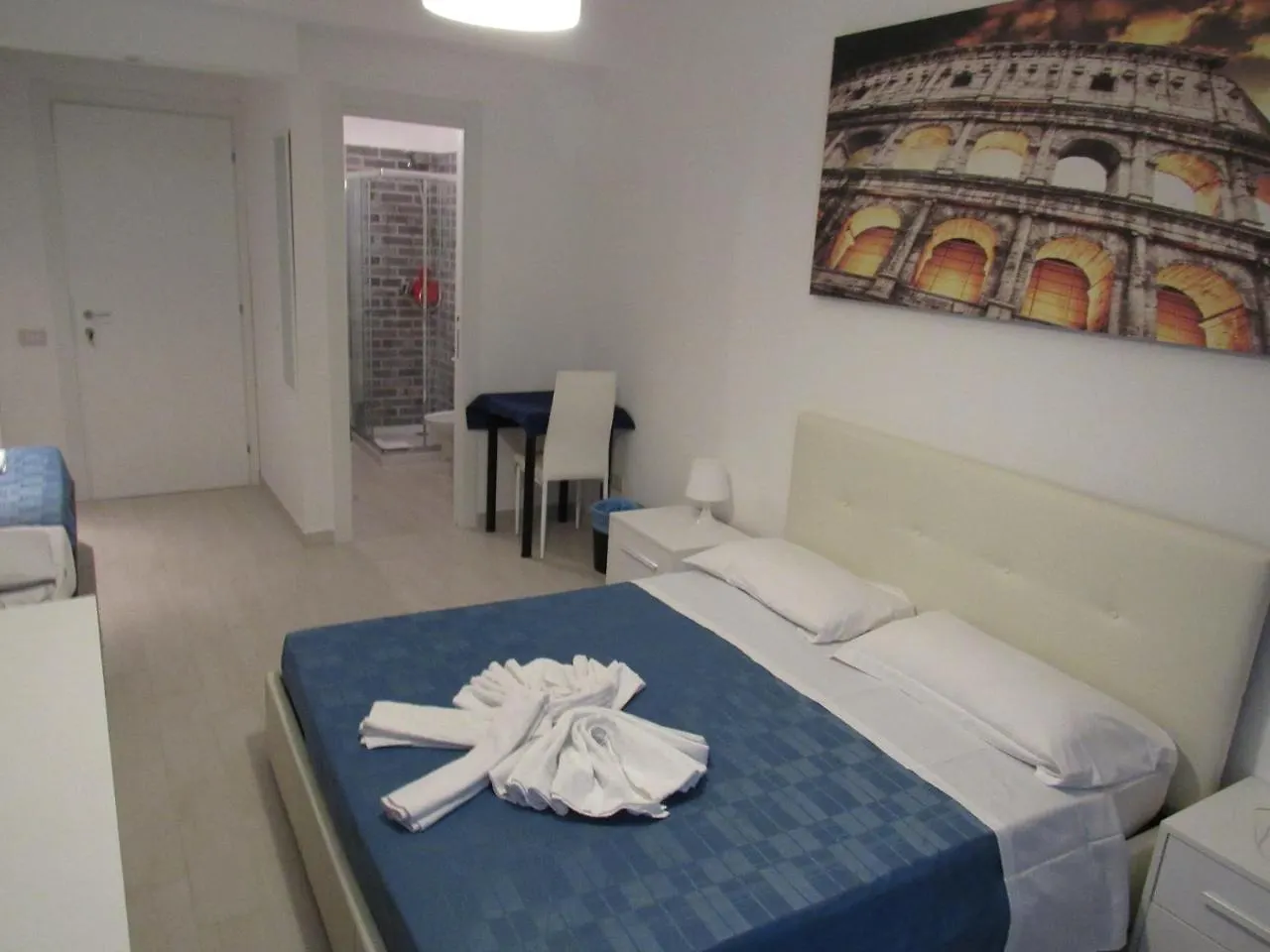 Pianeta Roma 39 Hotel 0*, Rome